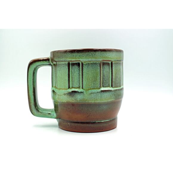 Pair of Frankoma Avocado Green "Wagon Wheel" Mugs - Picture 8 of 13